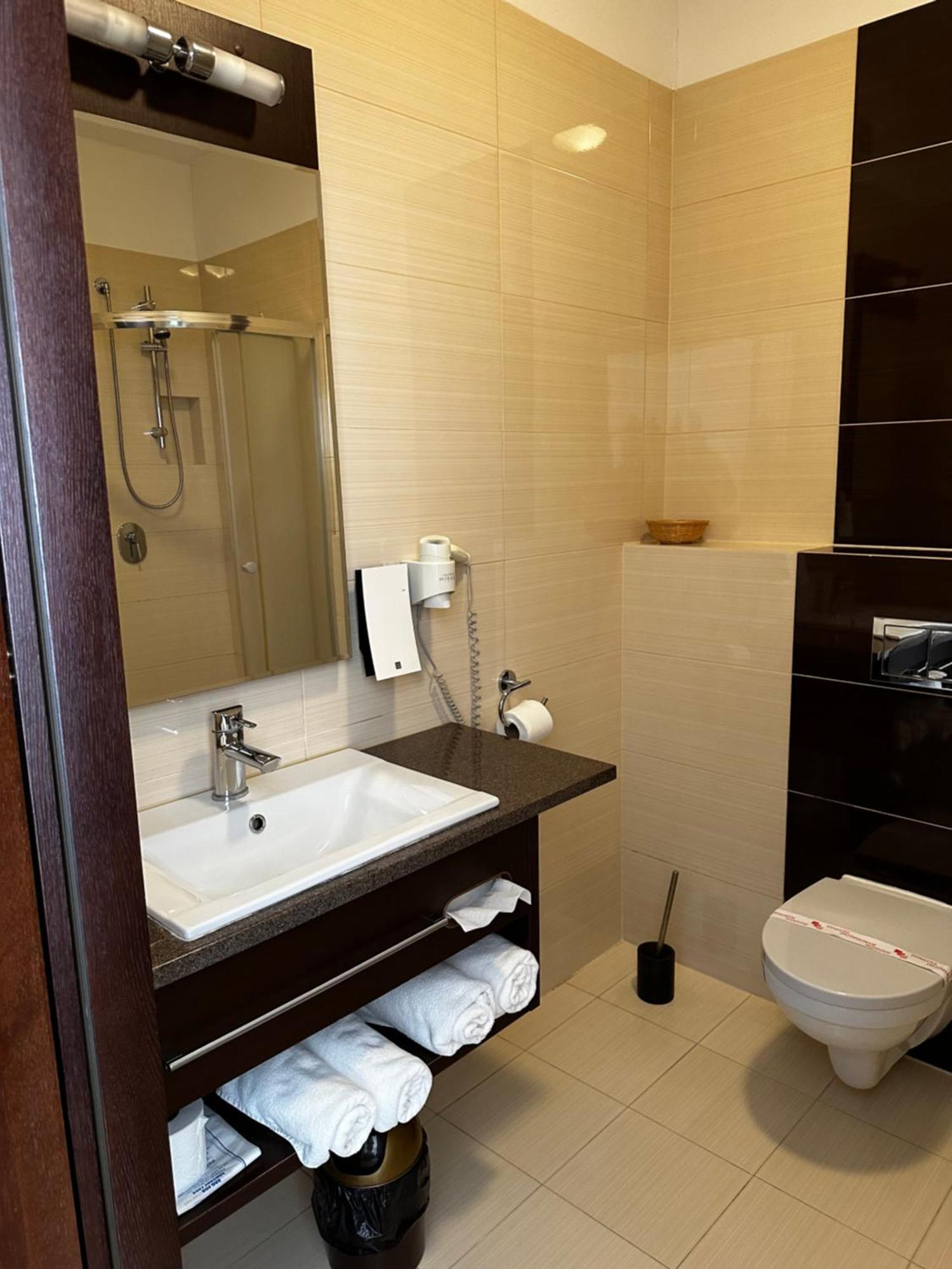 Hotel Koch Kętrzyn Kültér fotó
